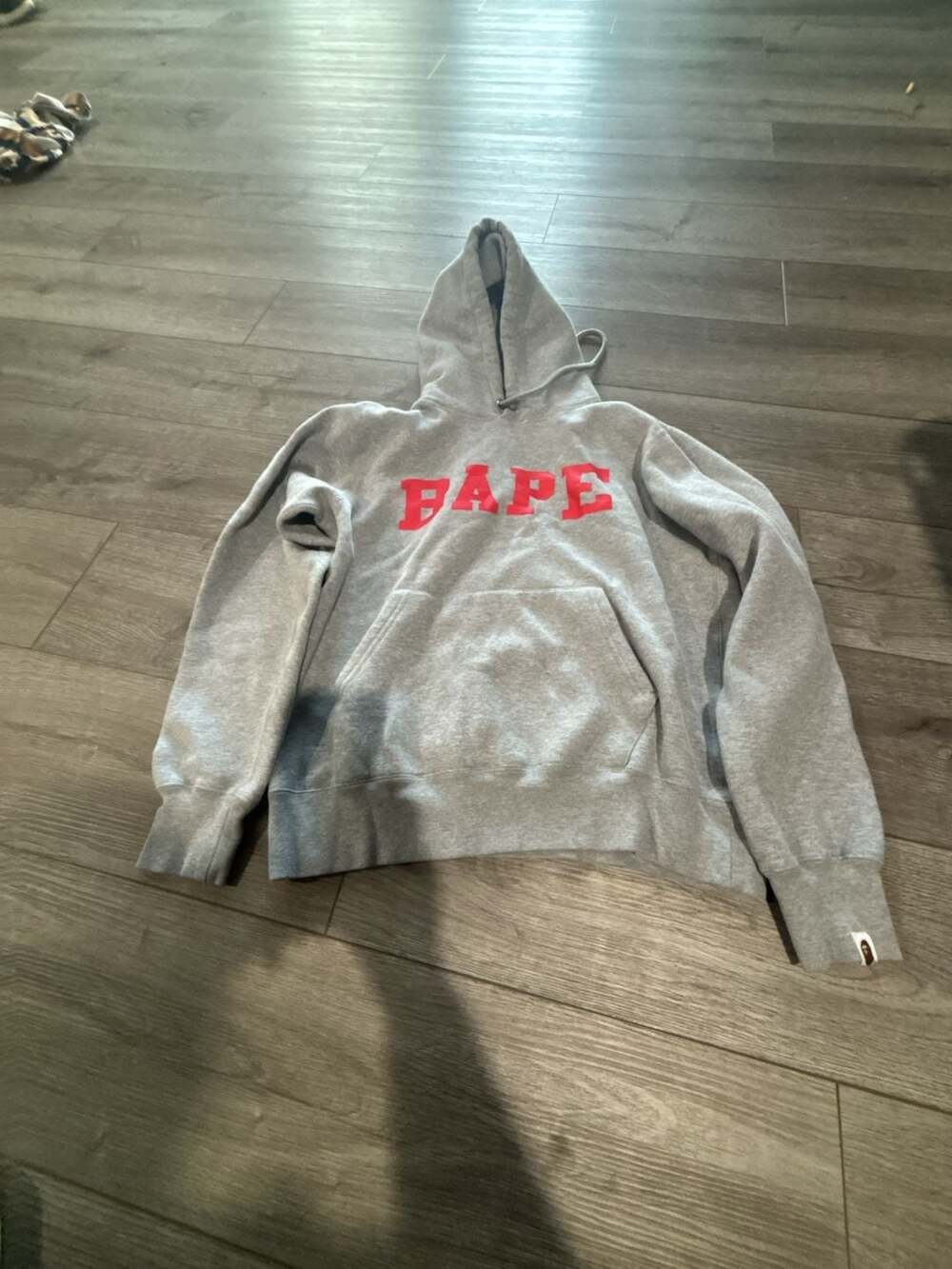 A Bathing Ape BAPE Spellout Logo Hoodie Size L Grey Red Pullover
